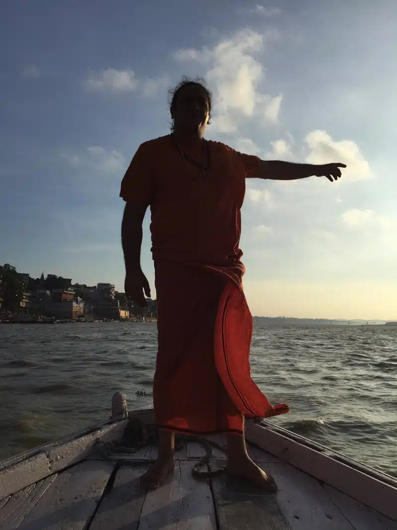 Davide Russo Diesi (Swami Amrirananda) in escursione sul fiume Gange | VARANASI